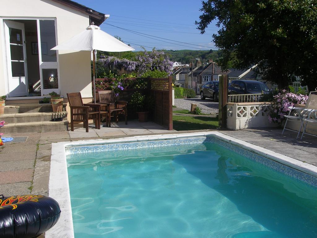 Bed and Breakfast Saffron House Combe Martin Exterior foto