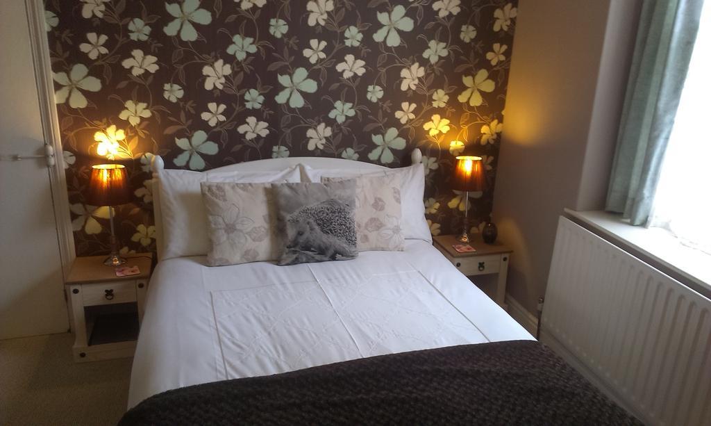 Bed and Breakfast Saffron House Combe Martin Exterior foto